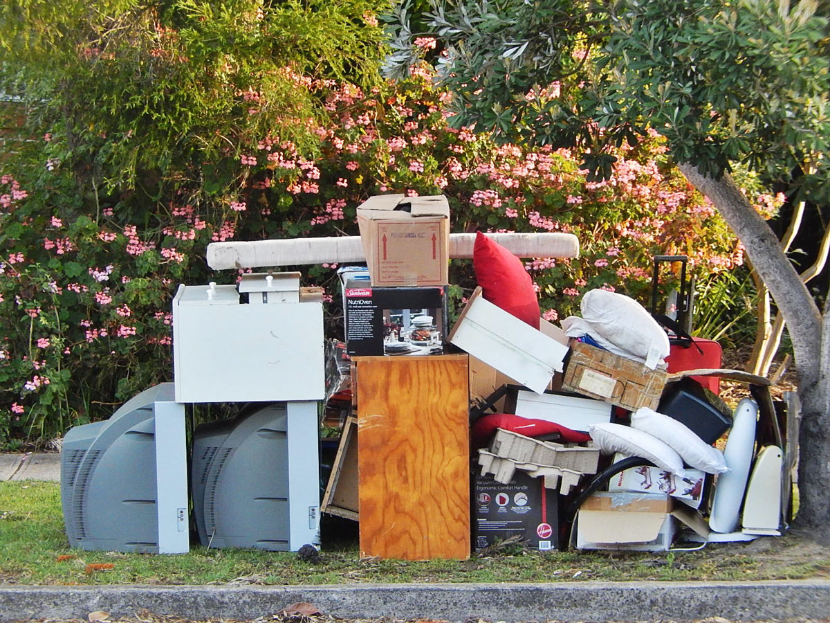 Junk Removal Polo Homes Dubai 0523820987